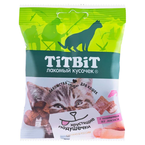 Лакомство TiTBiT Хрустящие подушечки для кошек с паштетом из лосося 30 г