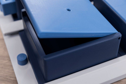 Развивающая игрушка для собак Poker Box, 31х10х31 см